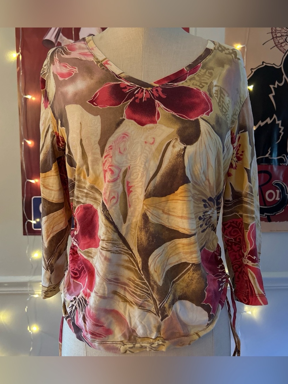 Vintage multicolored floral print 3/4 sleeve top